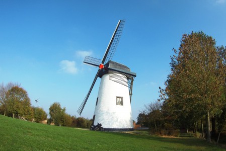  Le moulin Gustot.