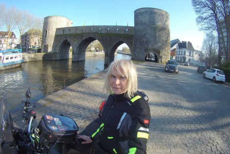  La région de Tournai. Le Pont des Trous. Tournai. Gabrielle.