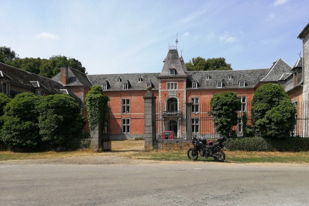  Balade en province de Namur. Château de la Forge à Anthée.