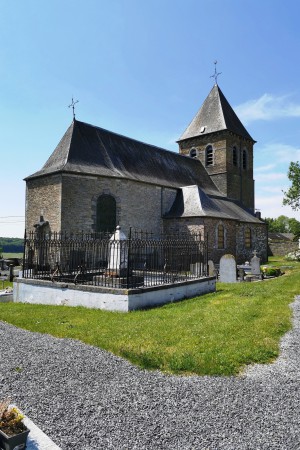  L'eglise de Courrière.