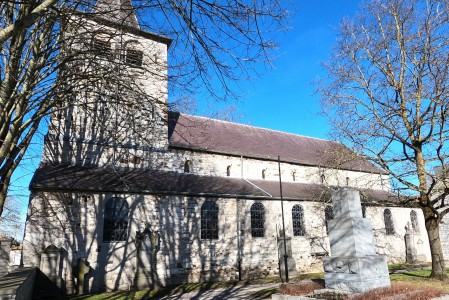  ﻿Eglise Saint-Firmin XIe siècle à Bonneville.