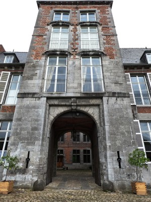  ﻿Château de La Follie. Écaussinnes-d'Enghien.