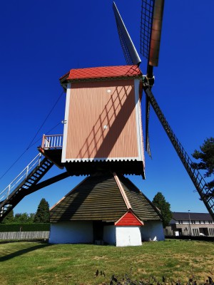  ﻿Moulin Nieuw Leven à Leut.