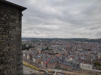  Namur.