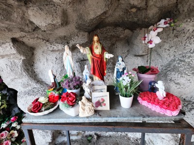  Grotte de Lourdes à Quaregnon.