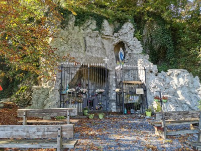  Grotte de Bricgnot. Saint-Servais.