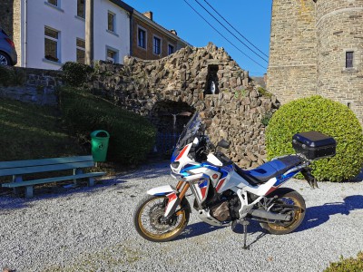  ﻿Grotte de Lourdes à  Villers-la-Ville.