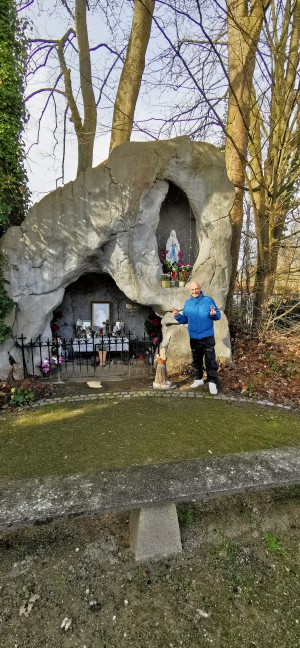  Grotte de Lourdes de Kraainen.
