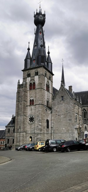  Basilique de Walcourt.