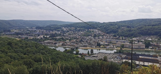  ﻿Vue sur la ville de Bogny-sur-Meuse.