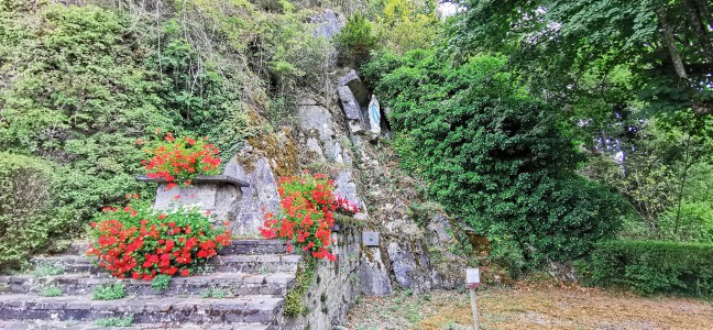  ﻿Grotte de Lourdes de Sy.