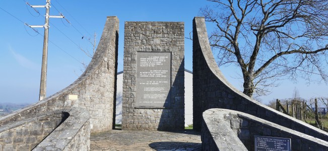  Mémorial des français à haut-le-Wastia. 