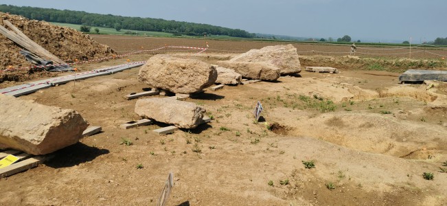  Site archéologique. Découverte de 7 nouveaux menhirs.