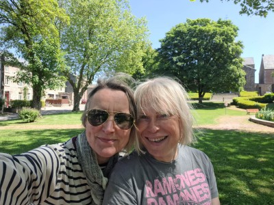  ﻿Balade avec Carine jusque Wéris.