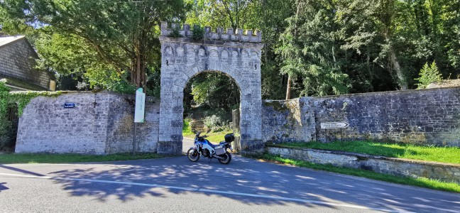  Entrée château de Beauraing.