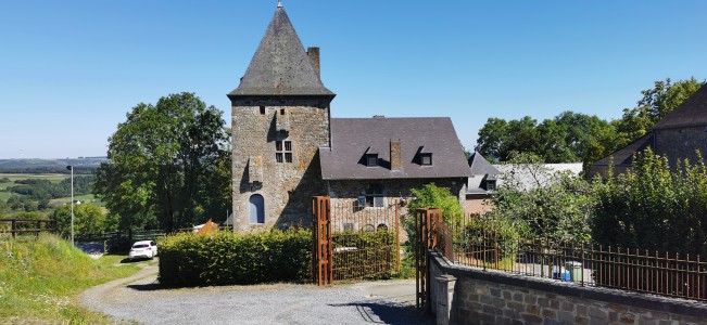  Sevry, hameau du village belge de Javingue, situé à quelques kilomètres au sud de la ville de Beauraing.