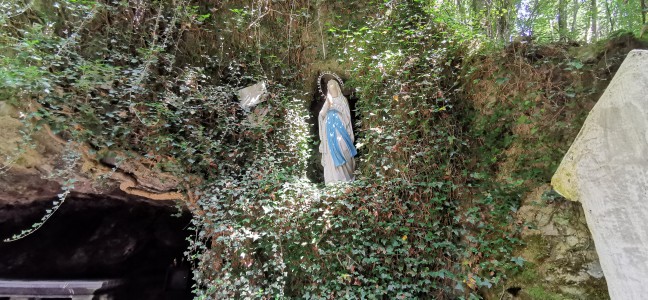  ﻿Grotte de Lourdes de Daverdisse.