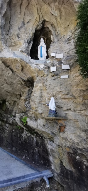  ﻿Grotte de Lourdes de Nollevaux.