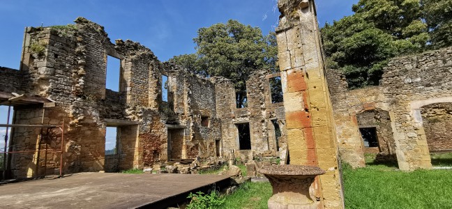  ﻿Le château-fort de Montquintin.