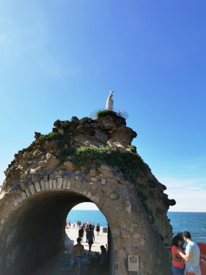  La Vierge noire à Biarritz.