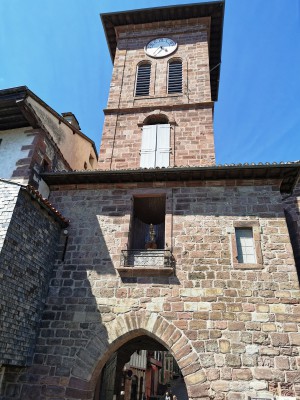  Saint-Jean-Pied-de-Port. 
 