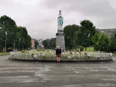  Le sanctuaire à Lourdes.