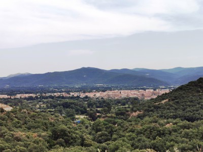  Ille-sur-Têt. Pyrénées-Orientales.