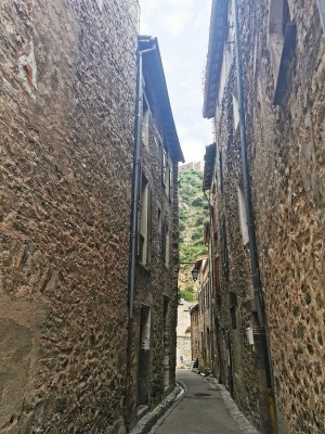  Rue des tisserands. La sentinelle des Pyrénées. Villefranche-de-Conflent.
