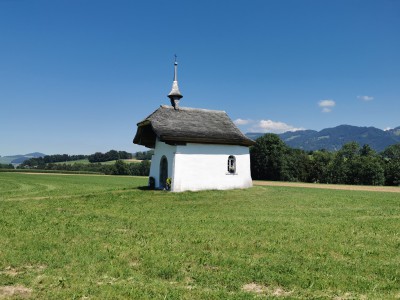  ﻿Chapelle Saint-Garin. Village d'Echarlens. Suisse.