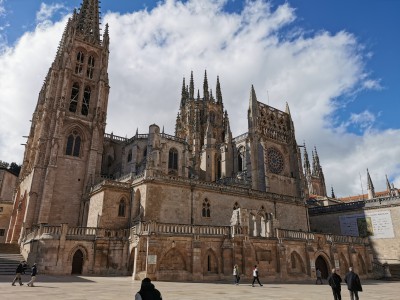  ﻿Burgos.