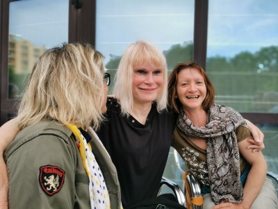  ﻿Avec Carole et Claire à Tudela.