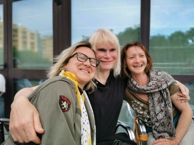  ﻿Avec Carole et Claire à Tudela.