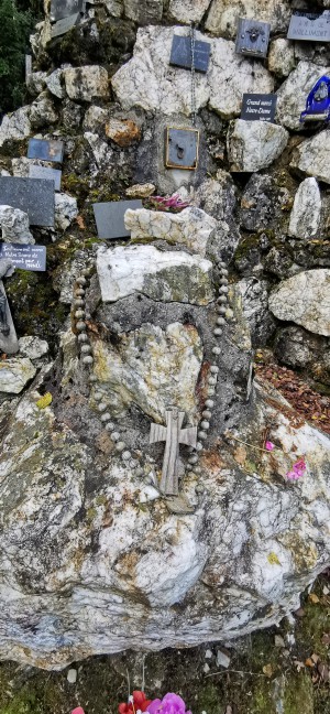  Vierge dorée. Waillimont. Belgique.